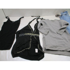 52 Vetements femme neuf