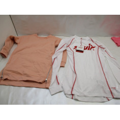 52 Vetements femme neuf