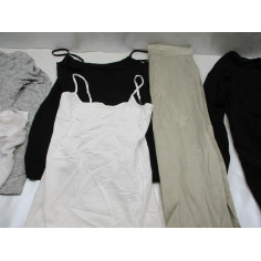 35 Vetements femme neuf