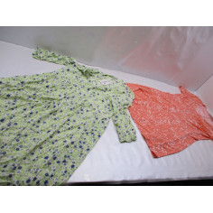 85 Vêtements femme neuf