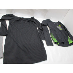 85 Vêtements femme neuf