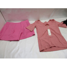 85 Vêtements femme neuf