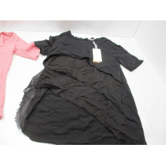 85 Vêtements femme neuf