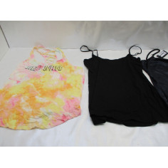 85 Vêtements femme neuf