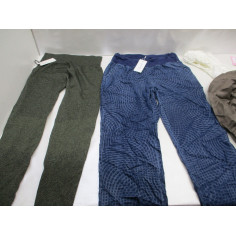 64 Vetements femme neuf