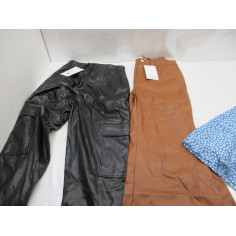 64 Vetements femme neuf