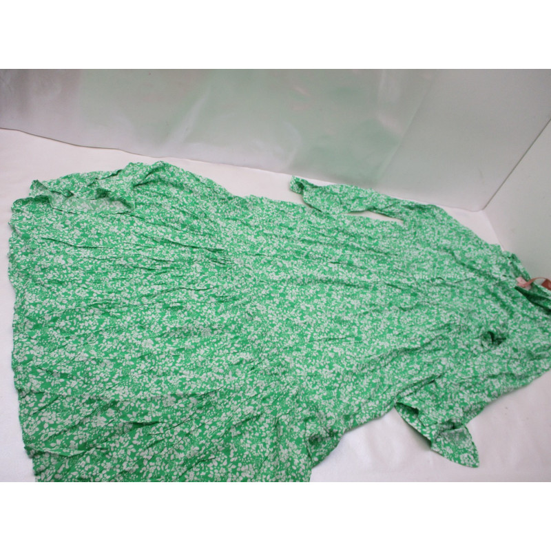 64 Vetements femme neuf