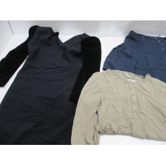 64 Vetements femme neuf