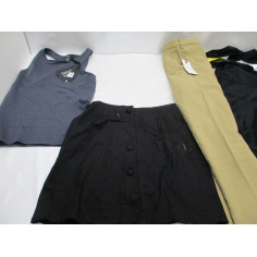 64 Vetements femme neuf