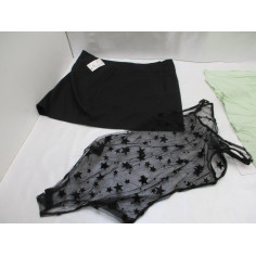 100 Vetements femme neuf