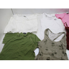 100 Vetements femme neuf