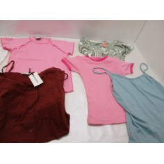 100 Vetements femme neuf