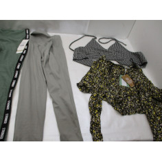 100 Vetements femme neuf