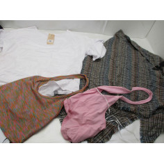 53 Vetements femme neuf