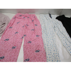 53 Vetements femme neuf