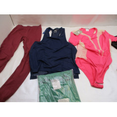 75 Vetements femme neuf