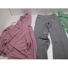 55 Vetements femme neuf