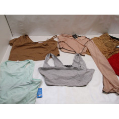 64 Vetements femme neuf