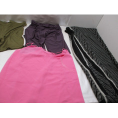 100 Vetements femme neuf