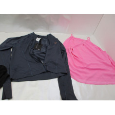 71 Vetements femme neuf