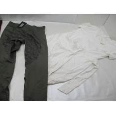 34 Vetements femme neuf