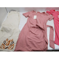 34 Vetements femme neuf