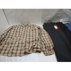 47 Vetements homme neuf