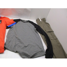 44 Vetements homme neuf