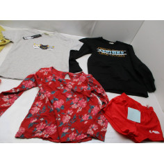 83 Vetements enfants