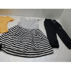 83 Vetements enfants