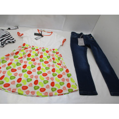 75 Vetements enfant neuf