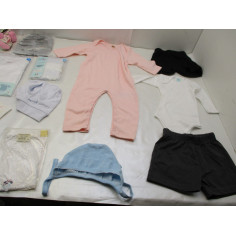 75 Vetements enfant neuf