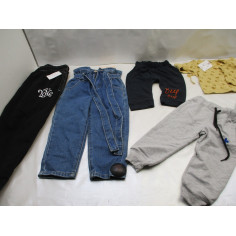 78 Vetements enfant neuf