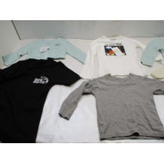 50 Vetements enfant neuf