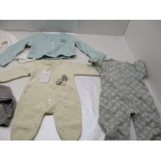 50 Vetements enfant neuf