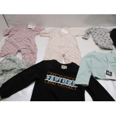 50 Vetements enfant neuf