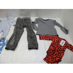 55 Vetements enfant neuf