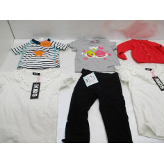 87 Vetements enfant neuf