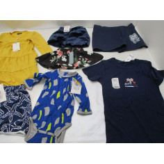 87 Vetements enfant neuf