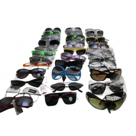 37 Paires de lunettes