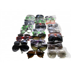 38 Paires de lunettes