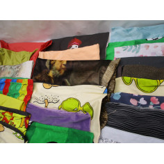 76  Housses de coussins