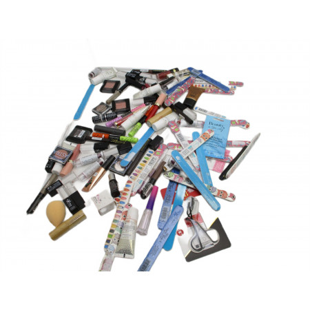 94 Cosmetiques a 0.15€