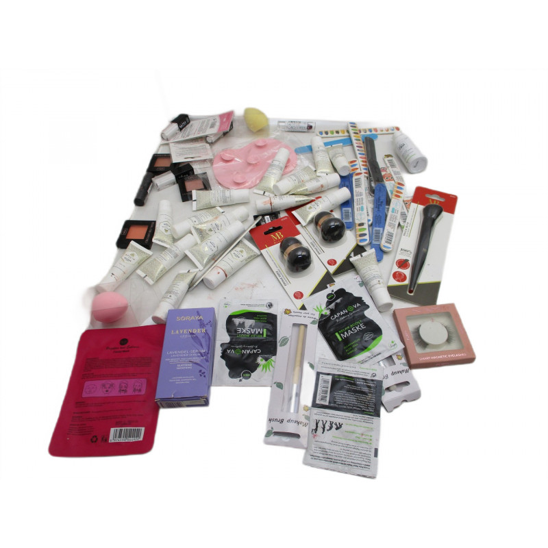 60 Cosmetiques a 0.15€