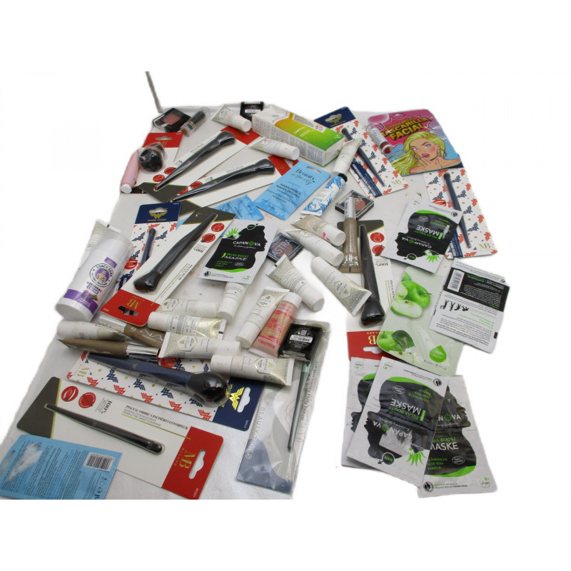 53 Cosmetiques a 0.15€