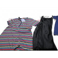 34 Pyjamas Chemises de nuit a 0.80€