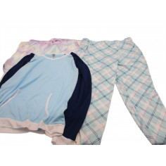 31 Pyjamas Chemises de nuit a 0.80€