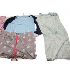 21 Pyjamas Chemises de nuit a 0.80€