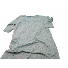 21 Pyjamas Chemises de nuit a 0.80€