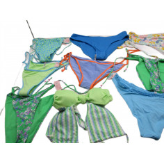 70 Maillots bain haut ou bas a 0.50€